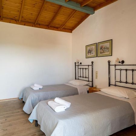 Barax Apartments Agios Georgios  Exterior photo