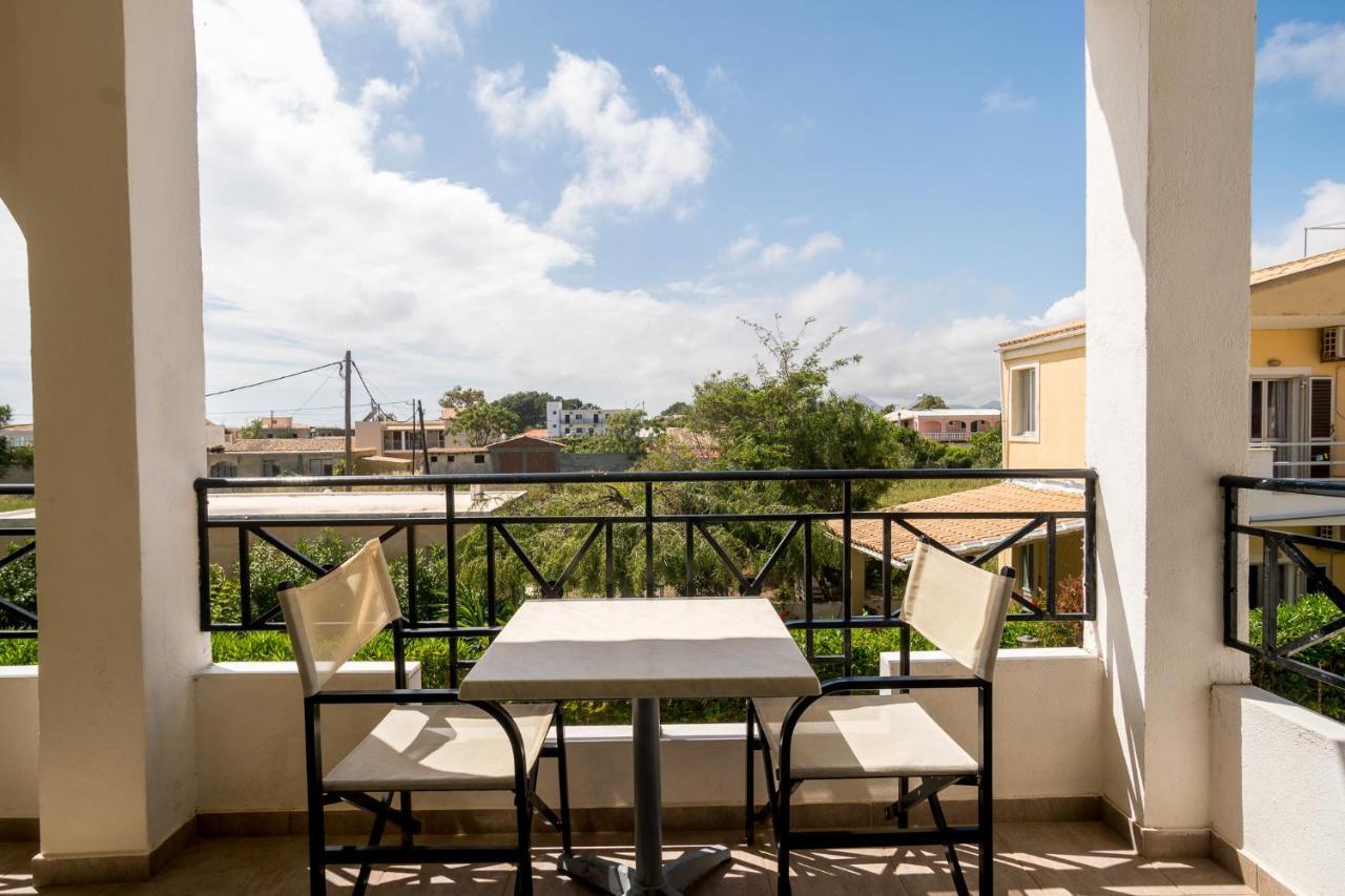 Barax Apartments Agios Georgios  Exterior photo