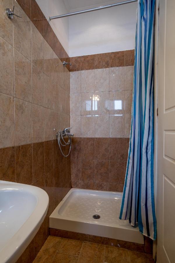 Barax Apartments Agios Georgios  Exterior photo