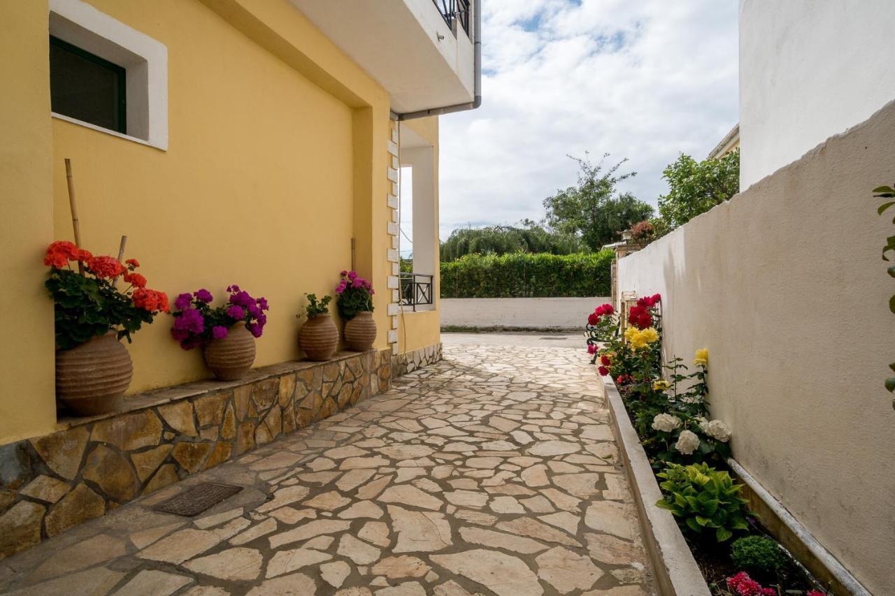 Barax Apartments Agios Georgios  Exterior photo